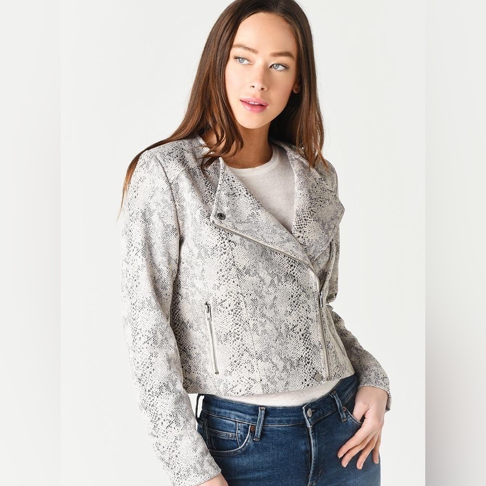 Cupcakes and Cashmere Isabell Faux-Suede Snake Print Jacket Size Medium NWT $150